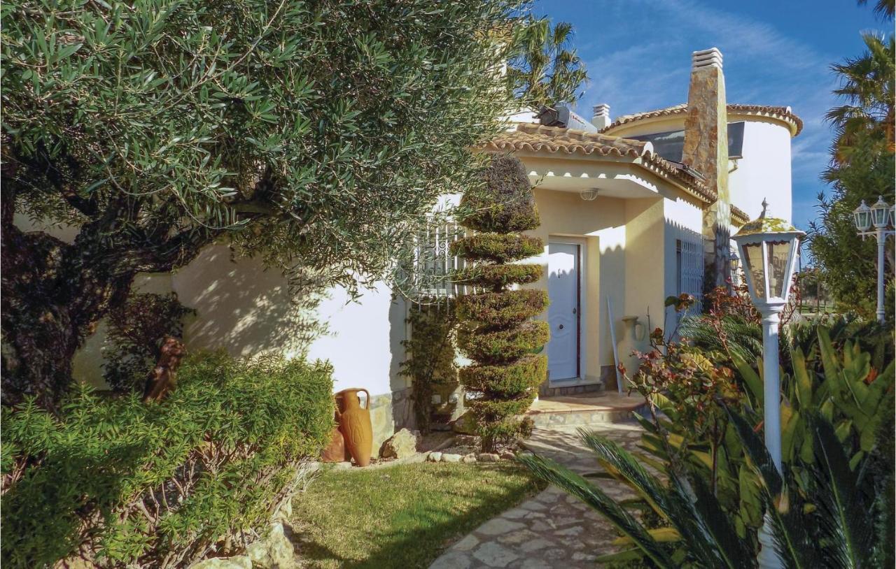 Beautiful Home In Oliva With Kitchen Buitenkant foto